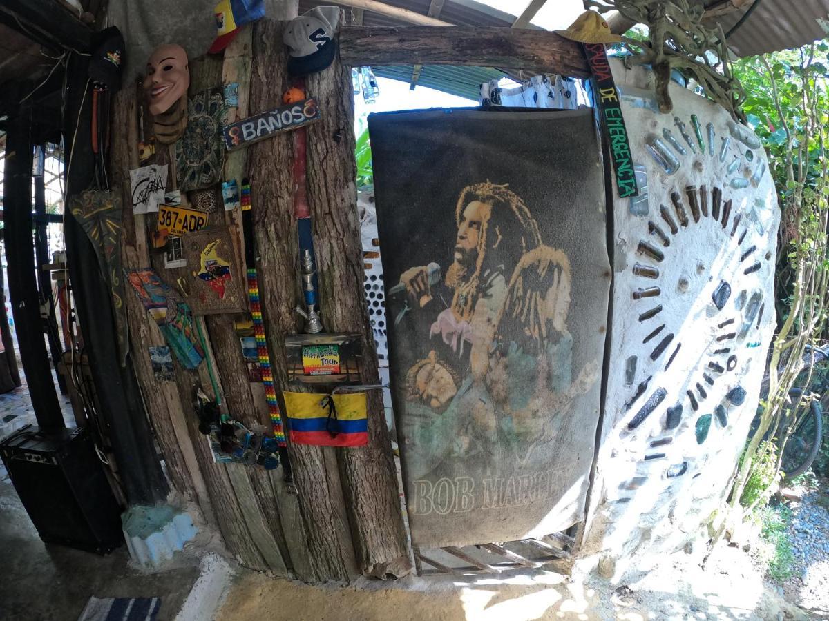 Capurganá Reciclarte Galeria Hostal מראה חיצוני תמונה