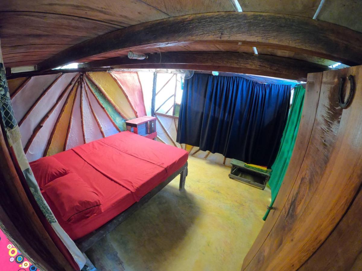 Capurganá Reciclarte Galeria Hostal מראה חיצוני תמונה