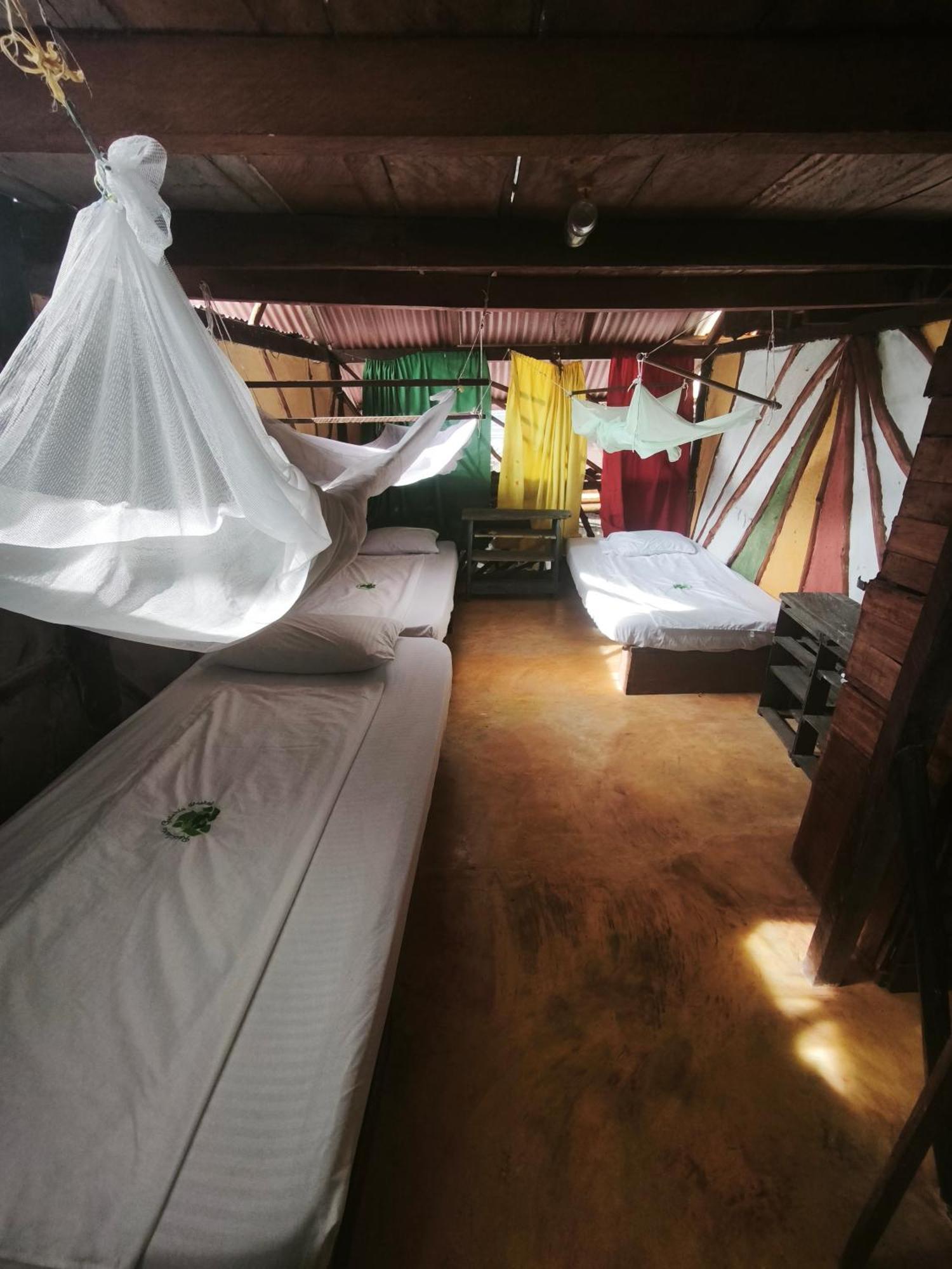 Capurganá Reciclarte Galeria Hostal מראה חיצוני תמונה